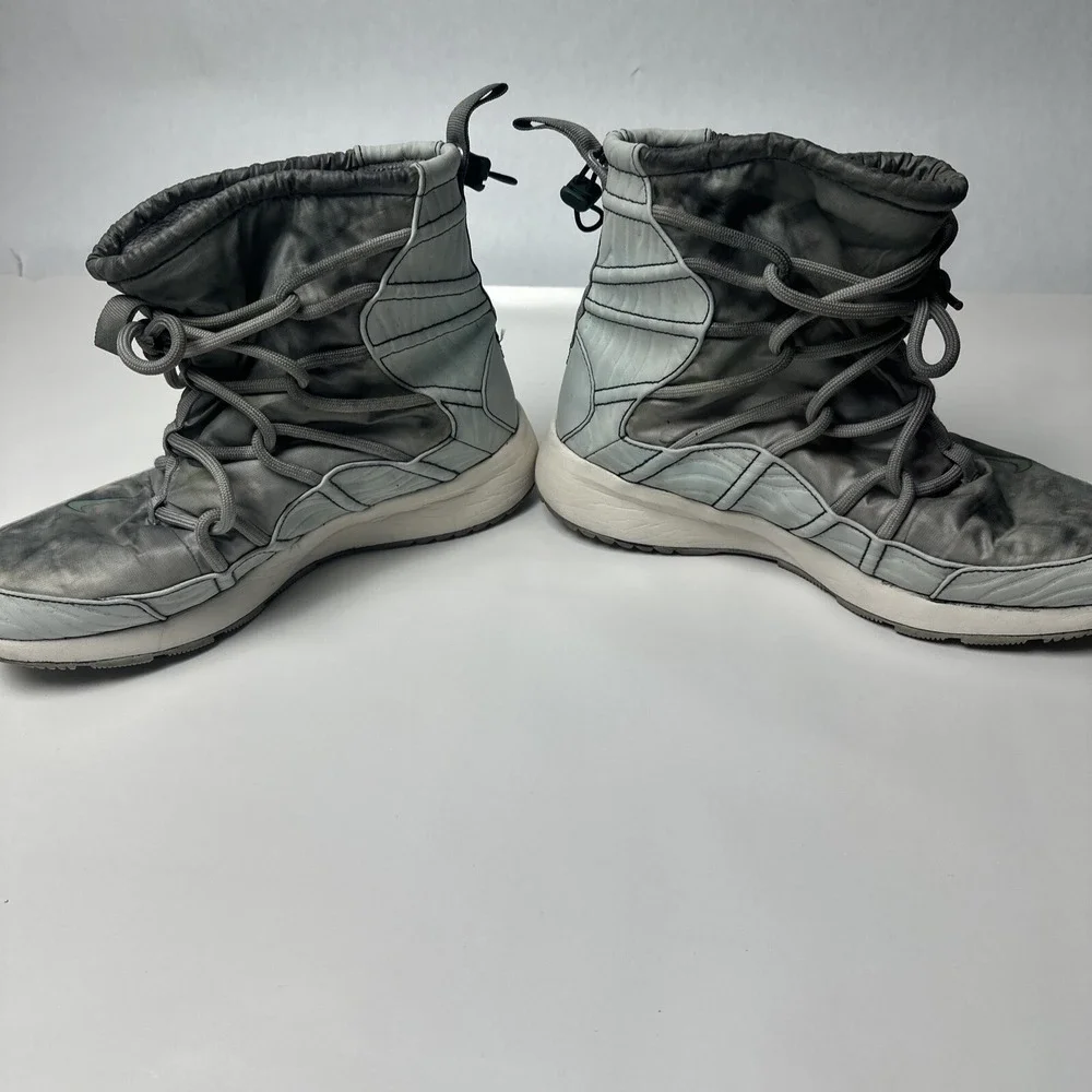Nike‎ Tanjun High Rise Women's Sneaker Boots Size 11 Blue Storm Vtg Moon Boots